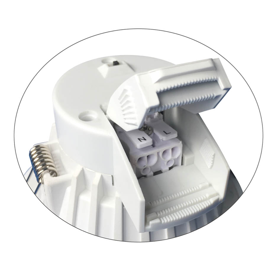 DLEK3110W 8W 830lm 3CCT