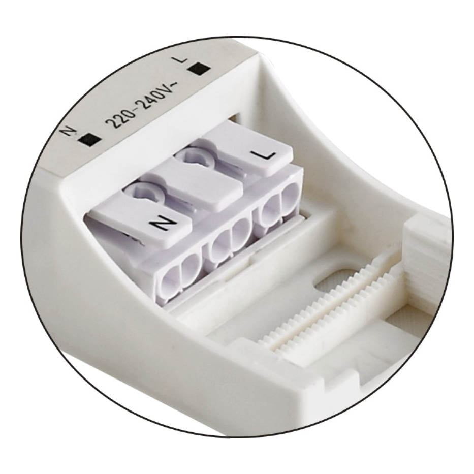 DLEK32212 Tilt Regress Downlight 7W 720lm 4CCT