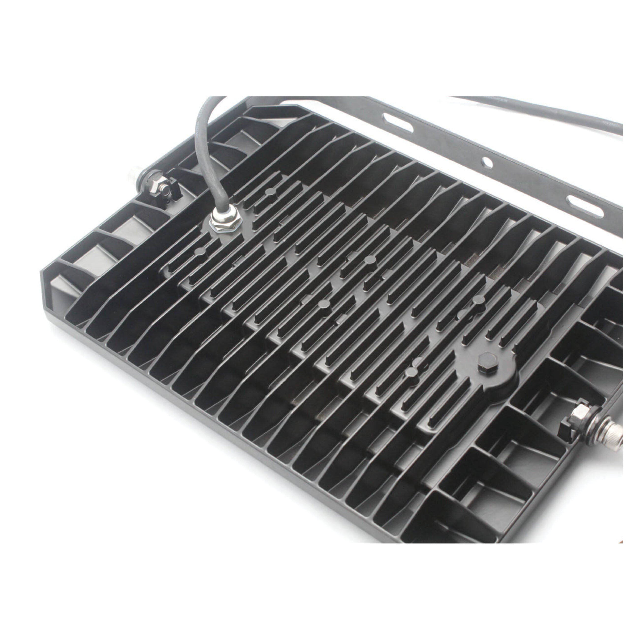 FLAC2100 100W 9,000lm Floodlight