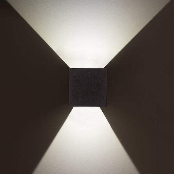 SWL441 Up/Down Adjustable Wall Light
